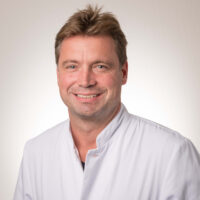 Steve Brenn - Chirurgien orthopédiste